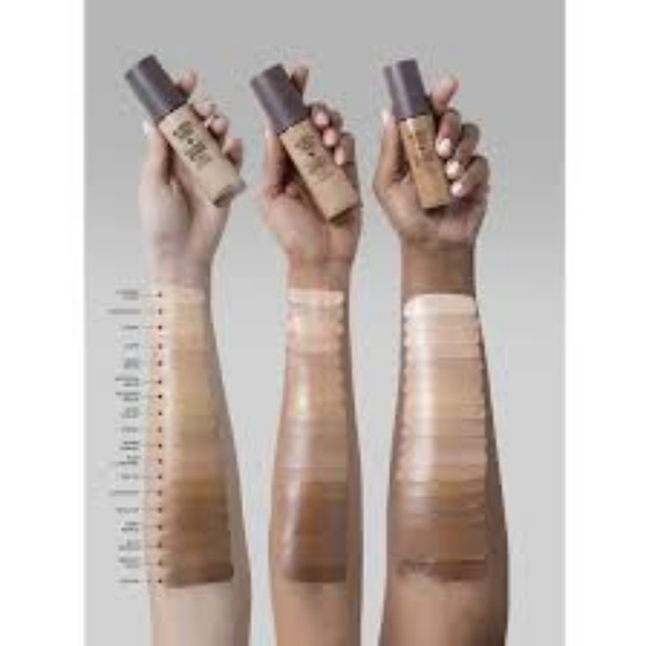 Burts Bees Goodness Glows Liquid Makeup- #1061 Deep Maple.  1 oz Bottle. - Picture 8 of 9